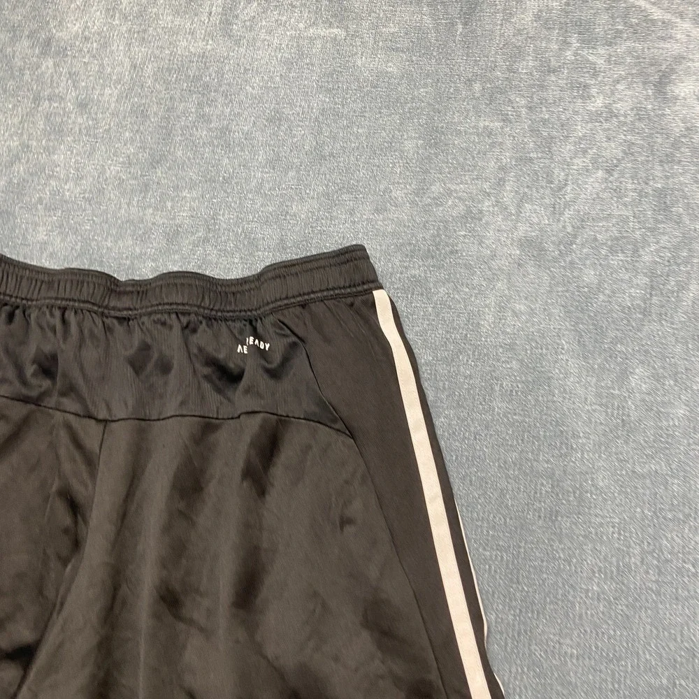 Adidas Primeblue Aeroready Basketball Shorts Mens M Black Striped Elastic Waist